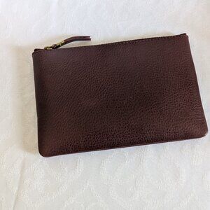 Madewell - The Leather Pouch Clutch - Dark Cabernet